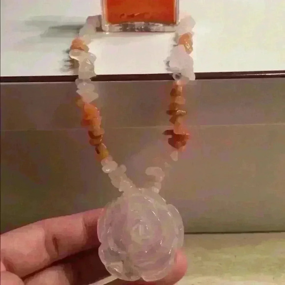 Jewelry - Vintage Rose Choker Necklace